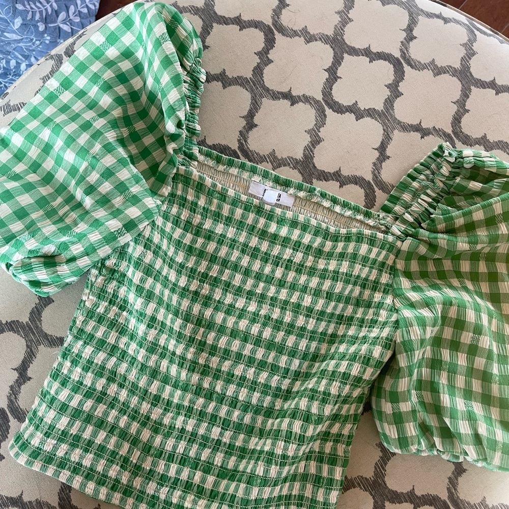 Gingham Puff Sleeve Crop Top